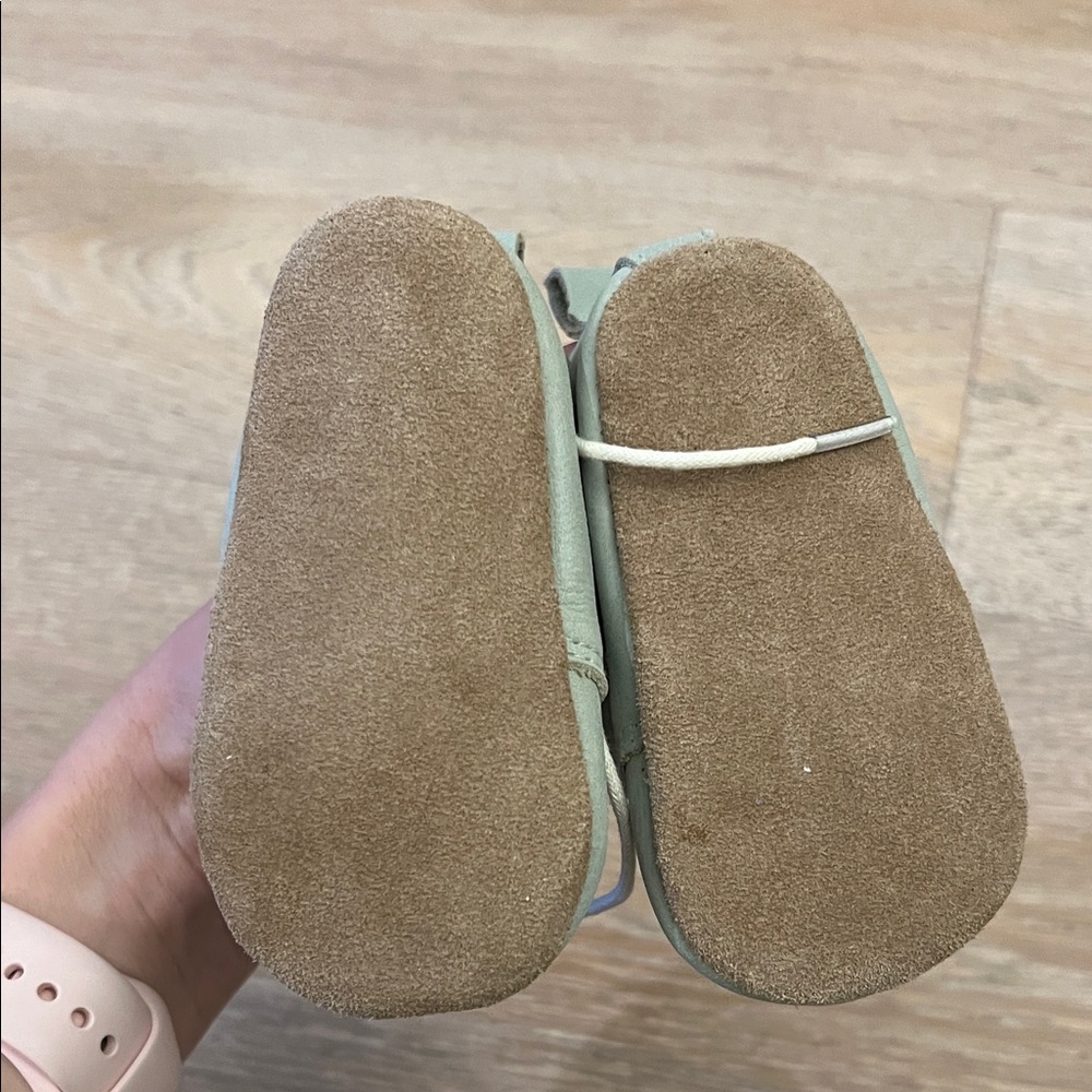 Piper Finn size 3 baby shoes - Picture 2 of 2